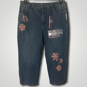 🆕 Gloria Vanderbilt Amanda Embroidered Capri • 12